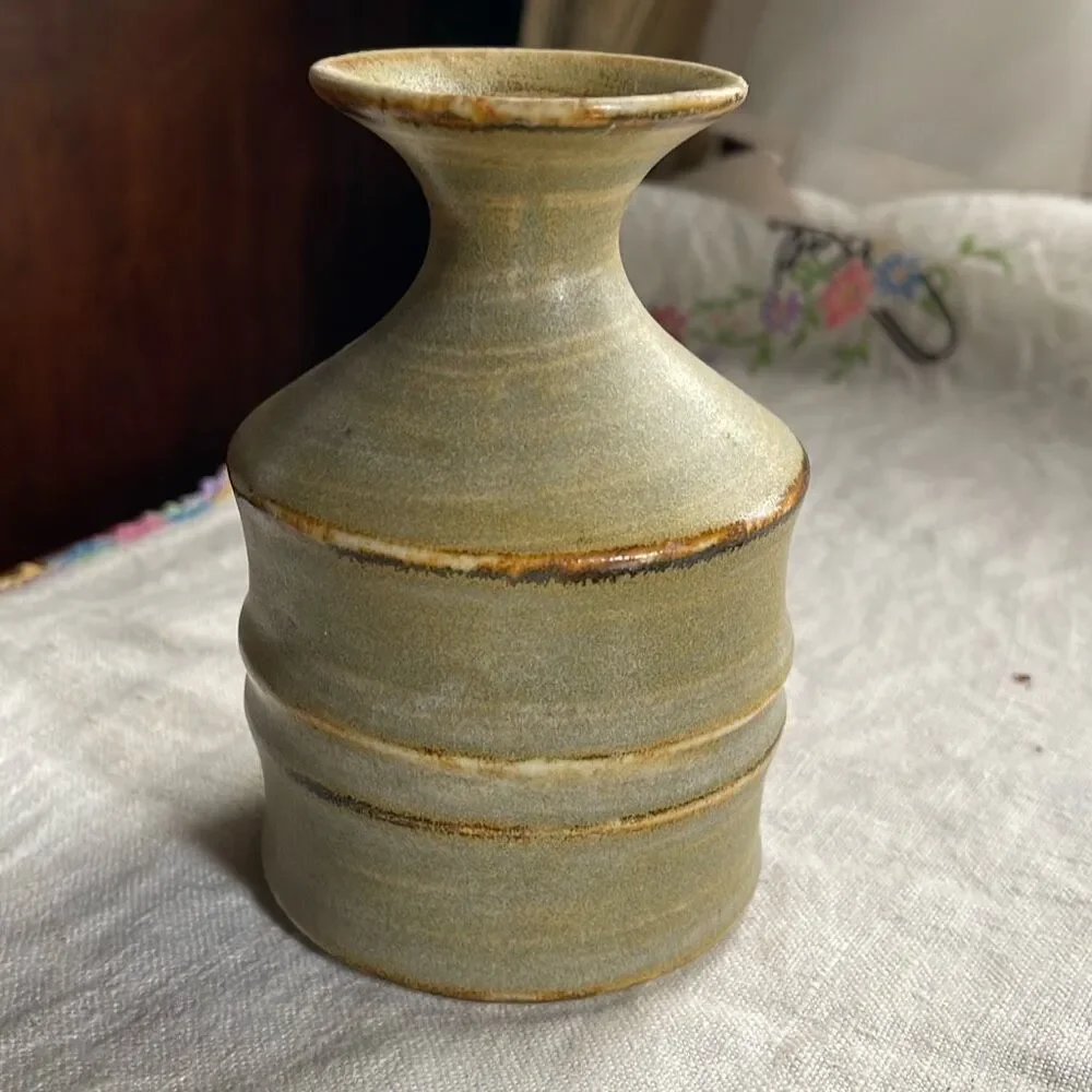 Vintage OMC Midcentury vase green and tan bamboo ceramic.